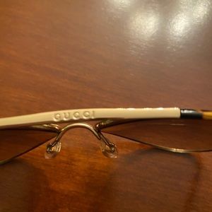 Gucci aviator  bamboo sides sunglasses beautiful